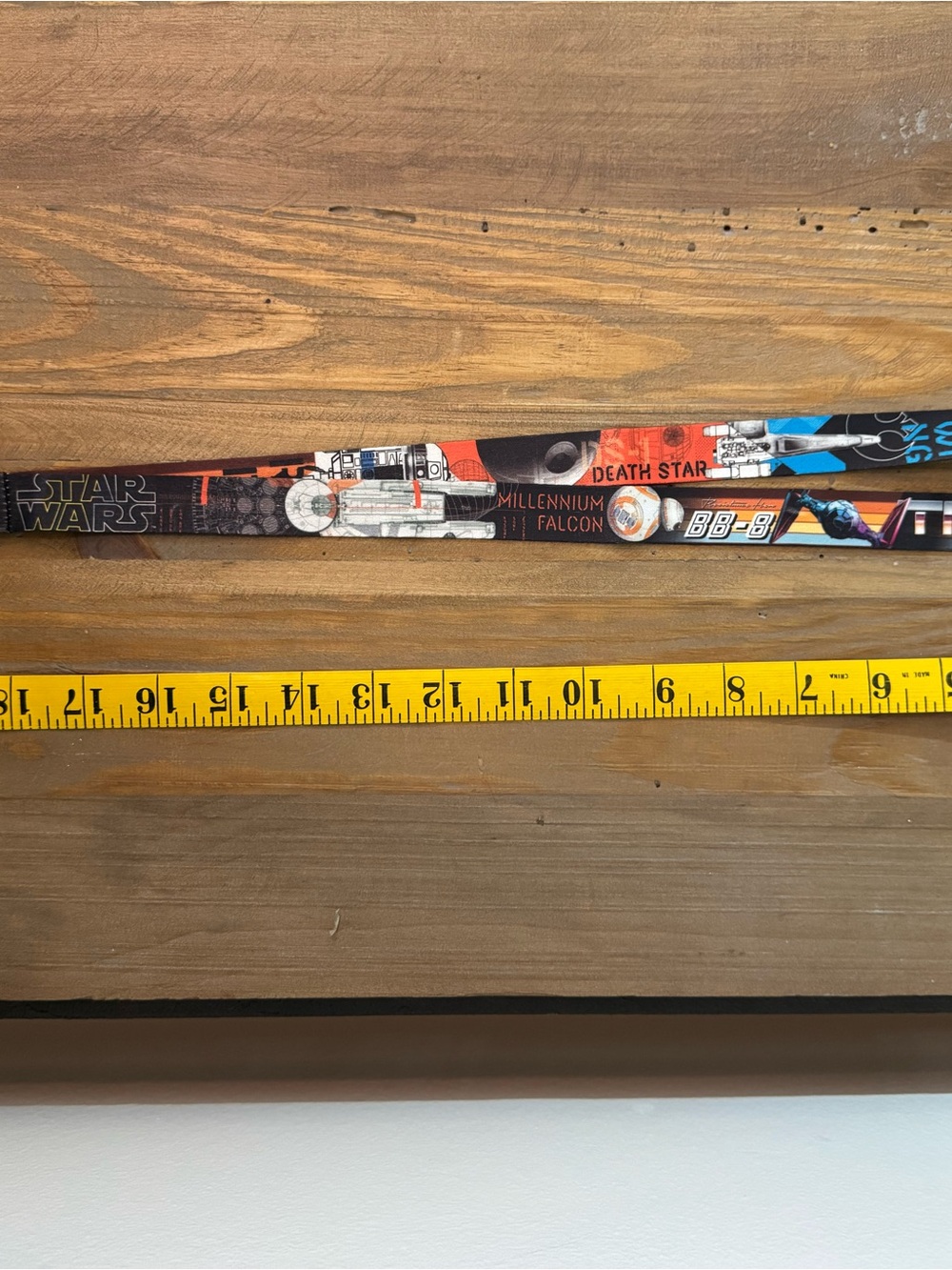 Star Wars NEW Disney Lanyard Pin Trading